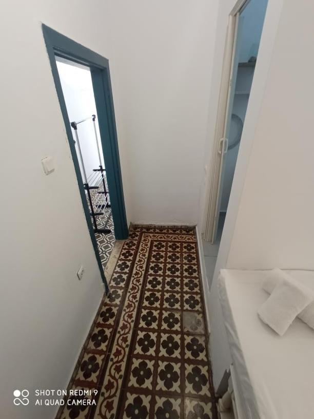Mascot Bar Street Apartments Rhodes City Екстериор снимка