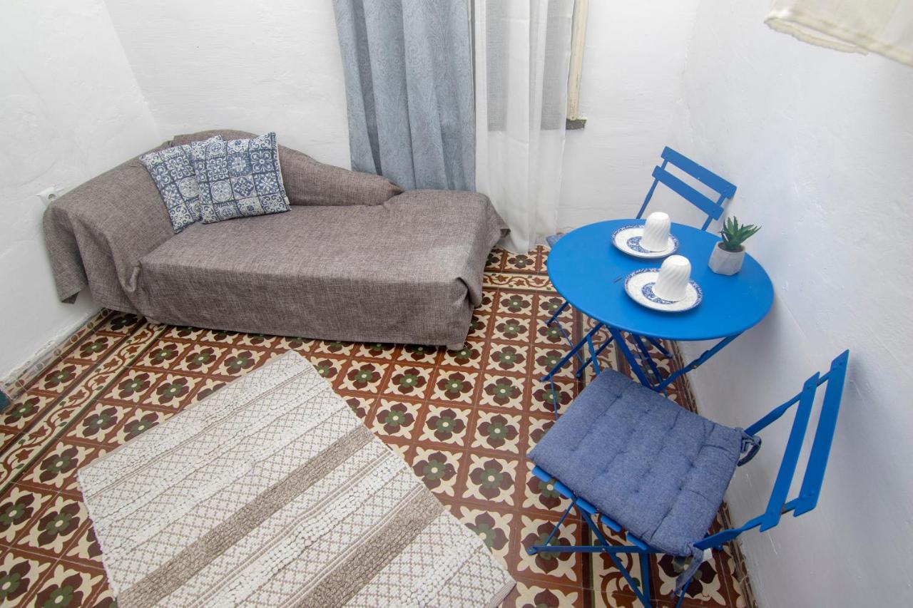 Mascot Bar Street Apartments Rhodes City Екстериор снимка
